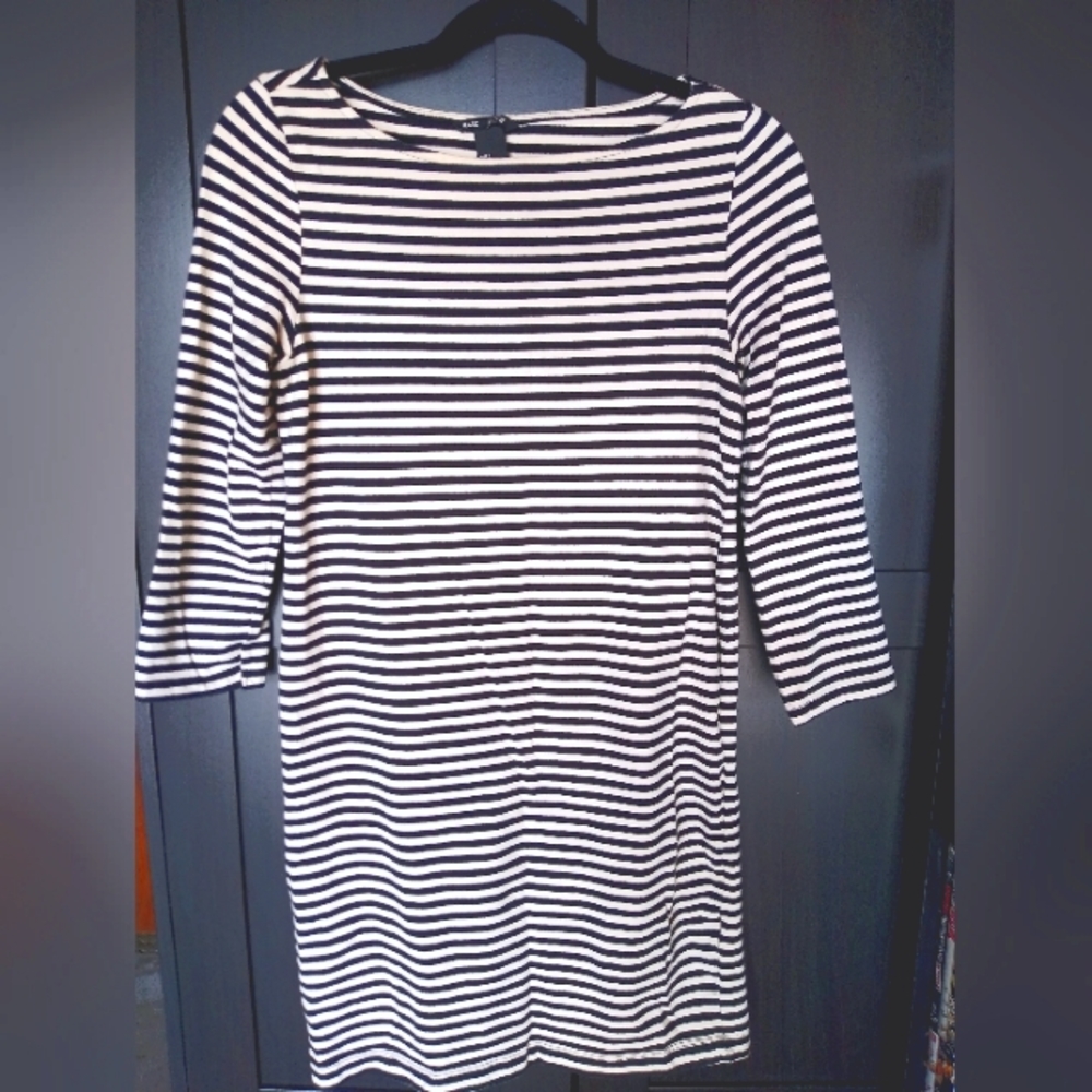 Black and off white striped tunic dress